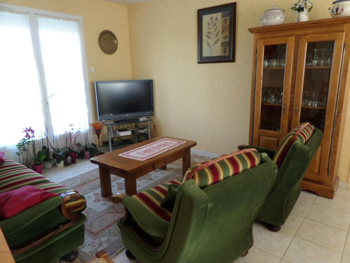 Bienvenue A L'Andruere Bed & Breakfast Cheillé Exterior photo